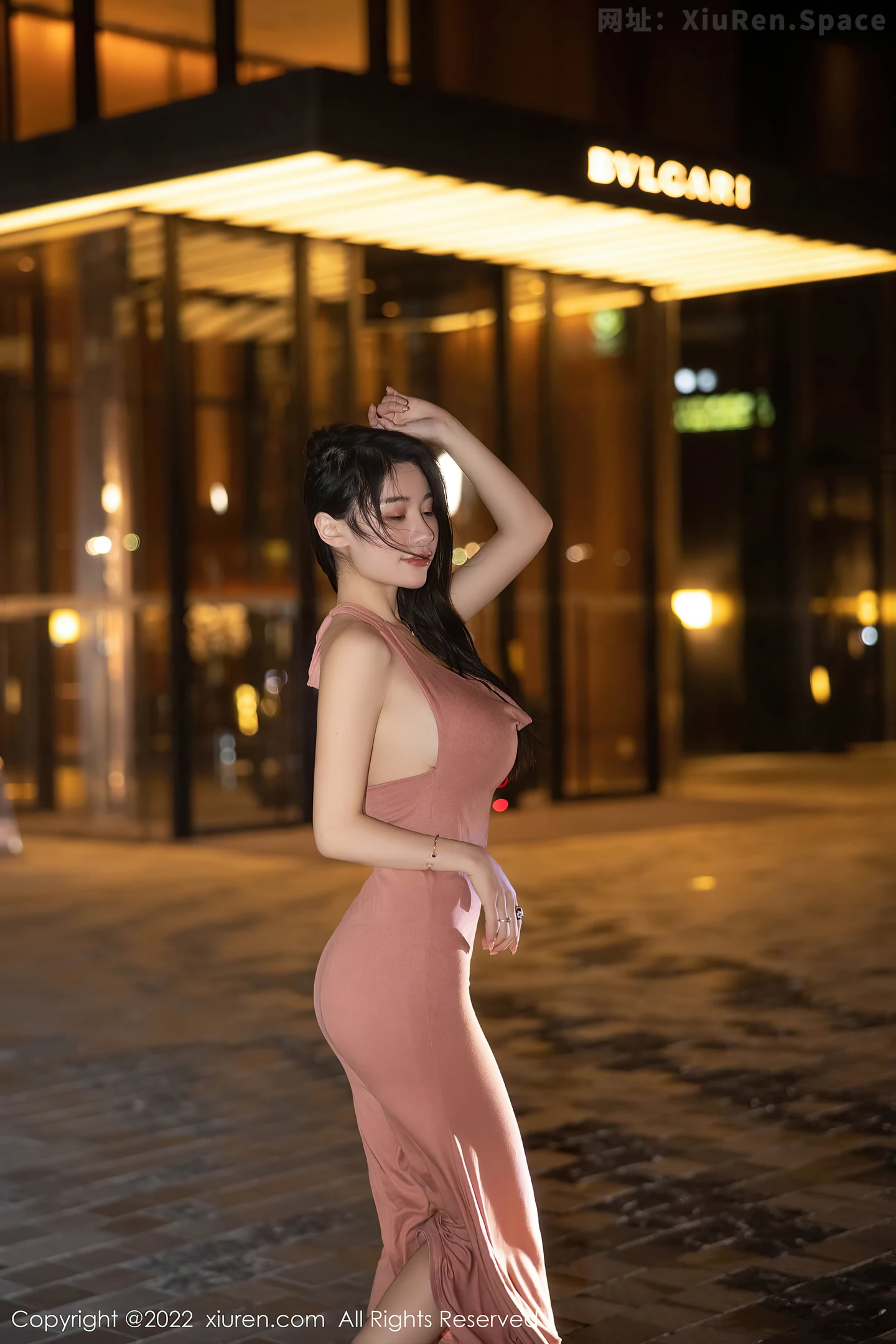 图片[6]-[XiuRen秀人网] VOL.5426 模特美七Mia西双版纳旅拍脱淡红色连衣裙秀丰满身材诱惑写真114P-秀人网官方网站